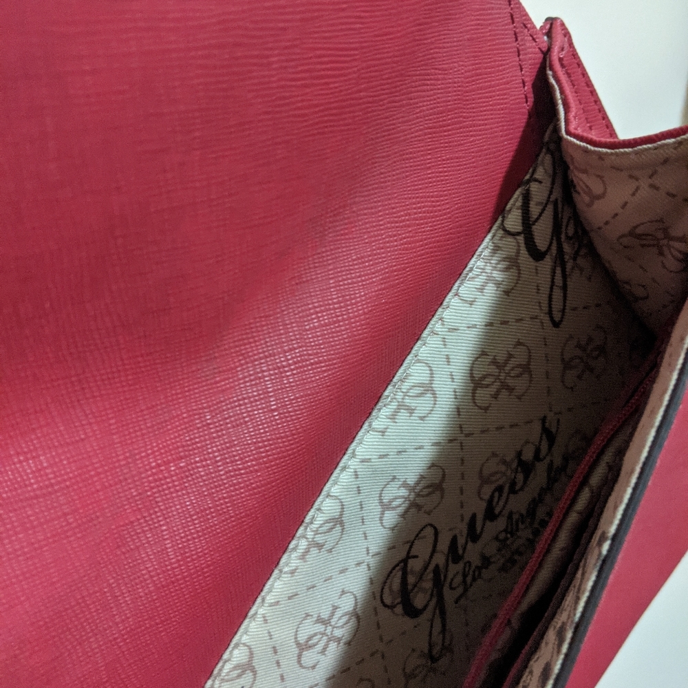 Guess Bag - Picture 2 of 7